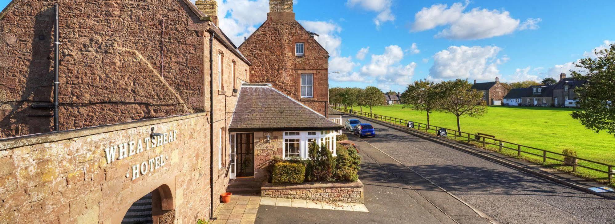 The Wheatsheaf Hotel And Restaurant Swinton  Exterior foto